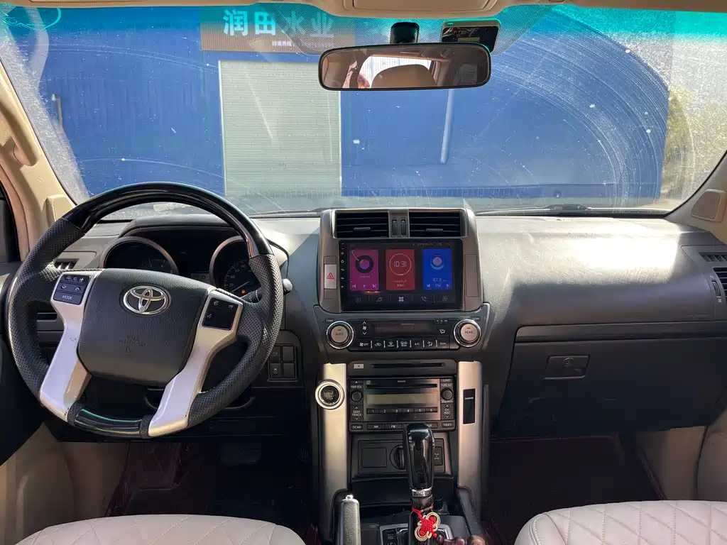 Toyota Land Cruiser Prado 2010 4.0L AT TX