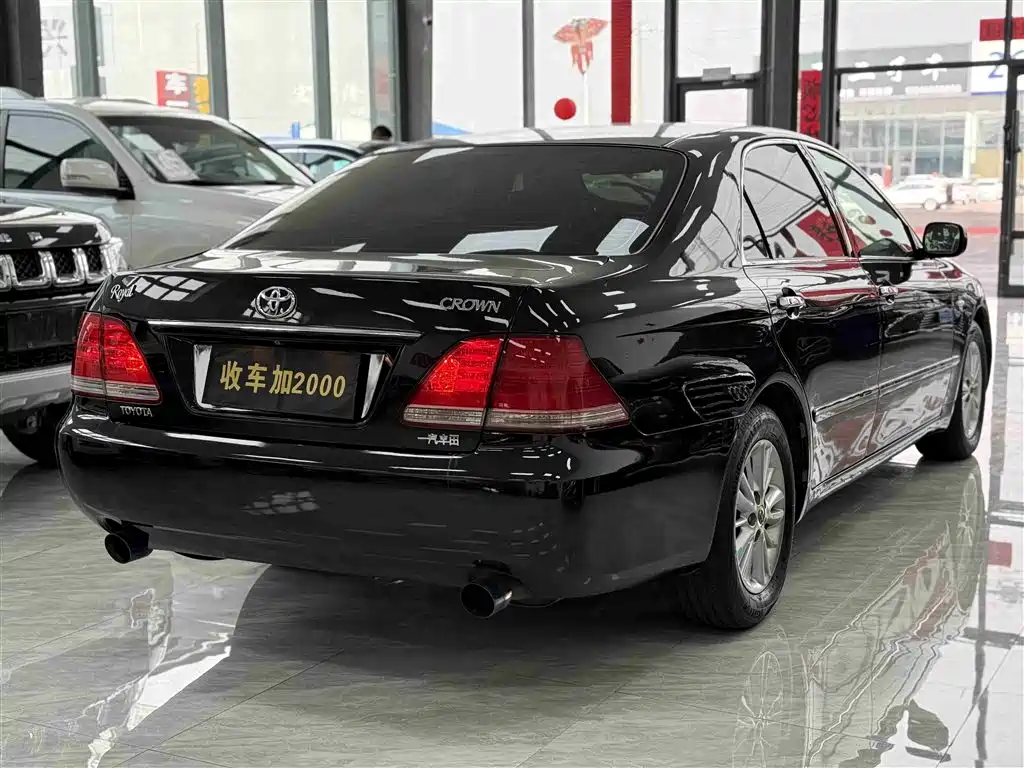 Toyota Crown 2005 3.0L Royal Saloon