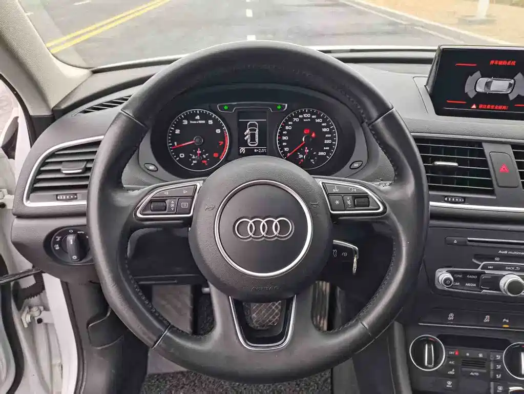 Audi Q3 2017 30 TFSI Fashion