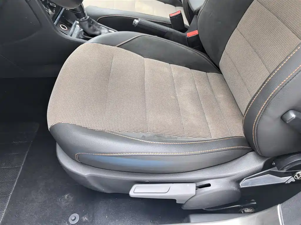 VOLKSWAGEN C TREK WEI COLLAR