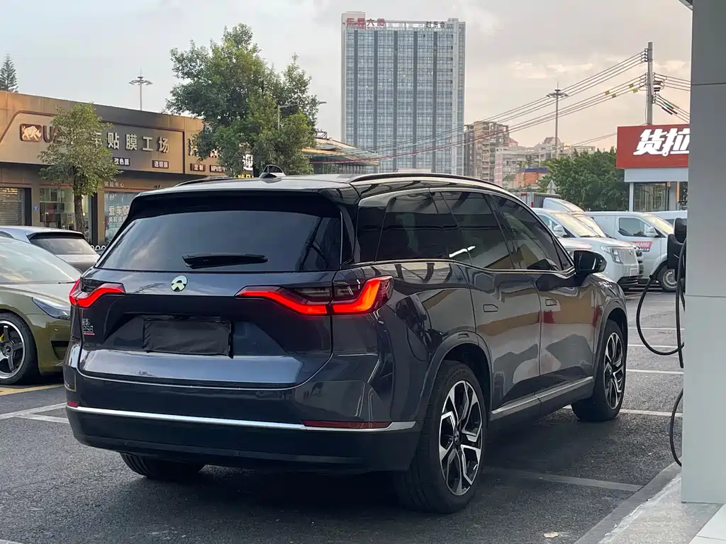 NIO ES8 — миниатюра 8