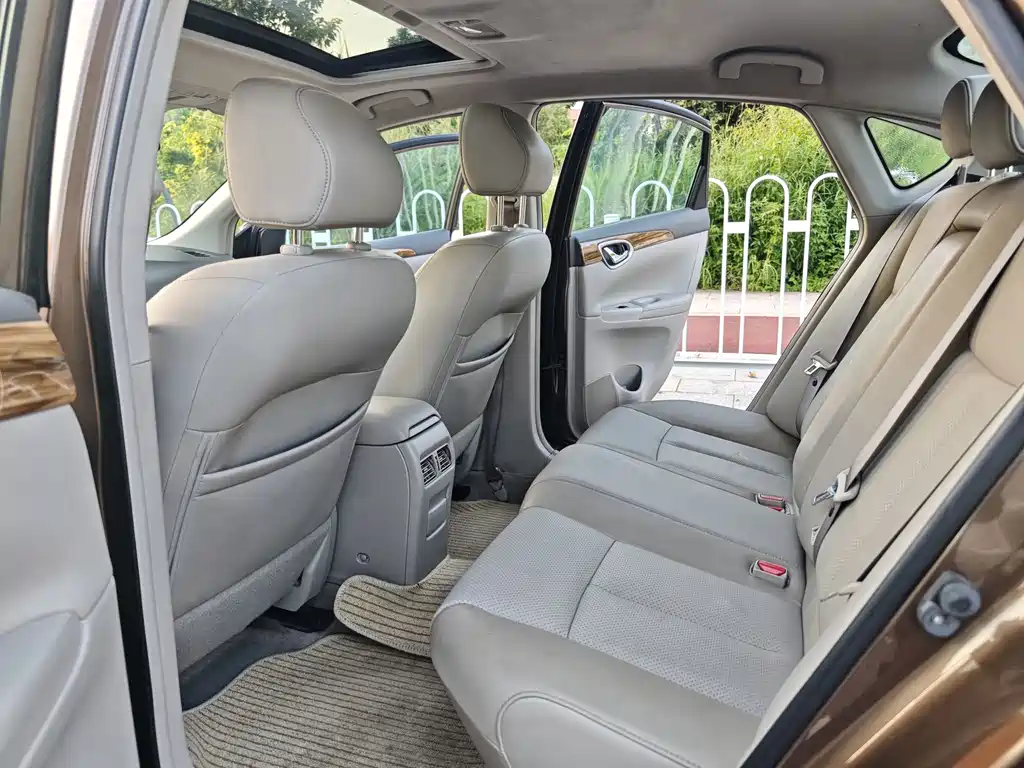 Nissan Sylphy — миниатюра 8