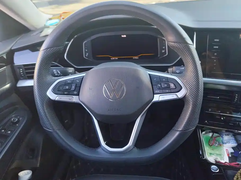 Volkswagen Passat — миниатюра 15
