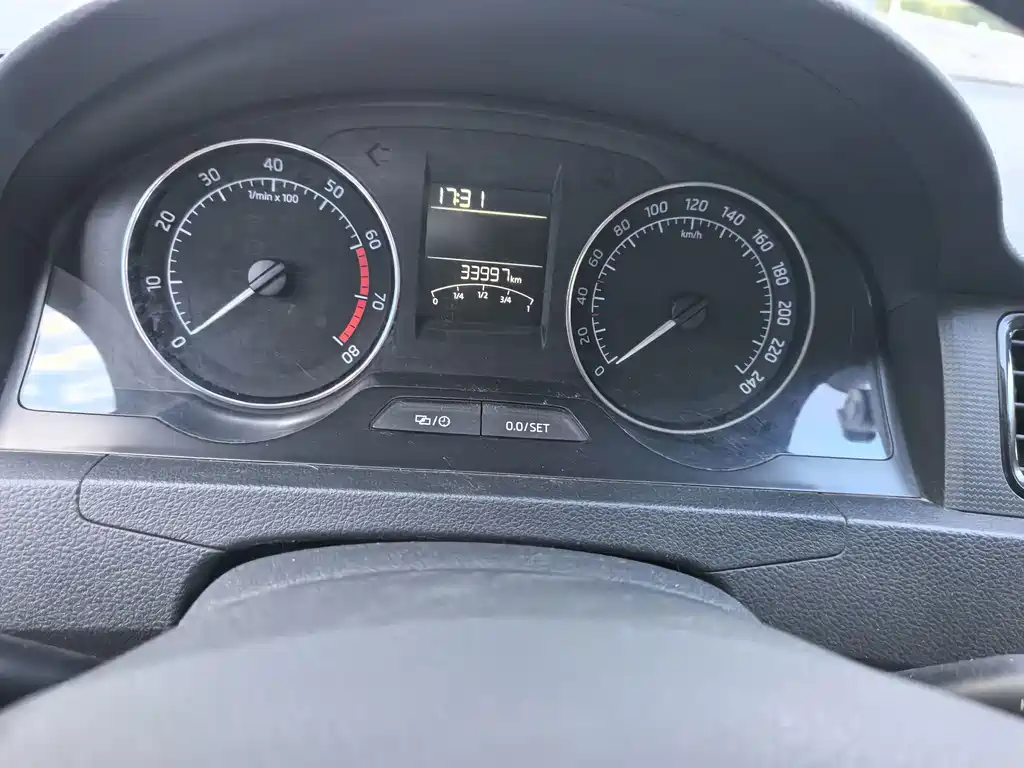 Skoda Rapid Spaceback — миниатюра 3