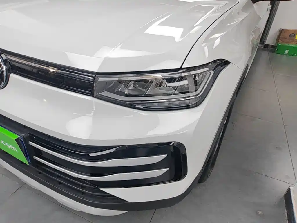 Volkswagen Tharu — миниатюра 24