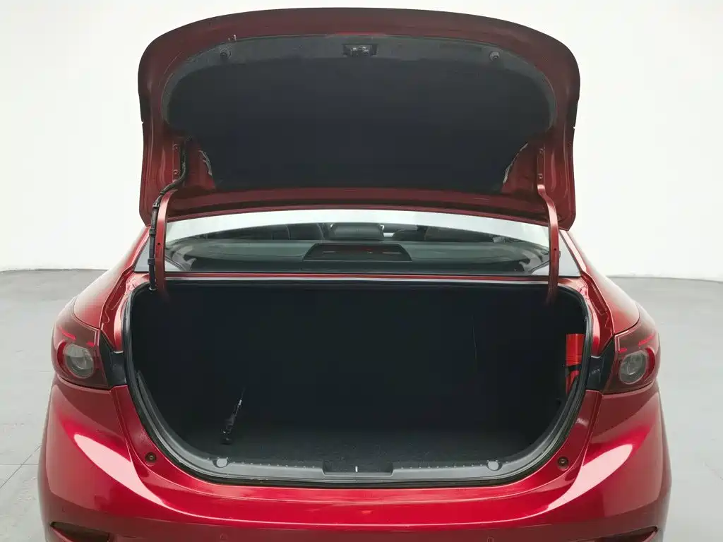Mazda 3 Axela — миниатюра 16