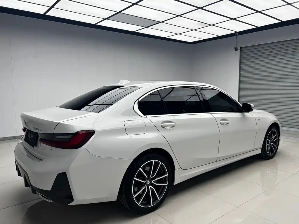 BMW 3 Series — миниатюра 4