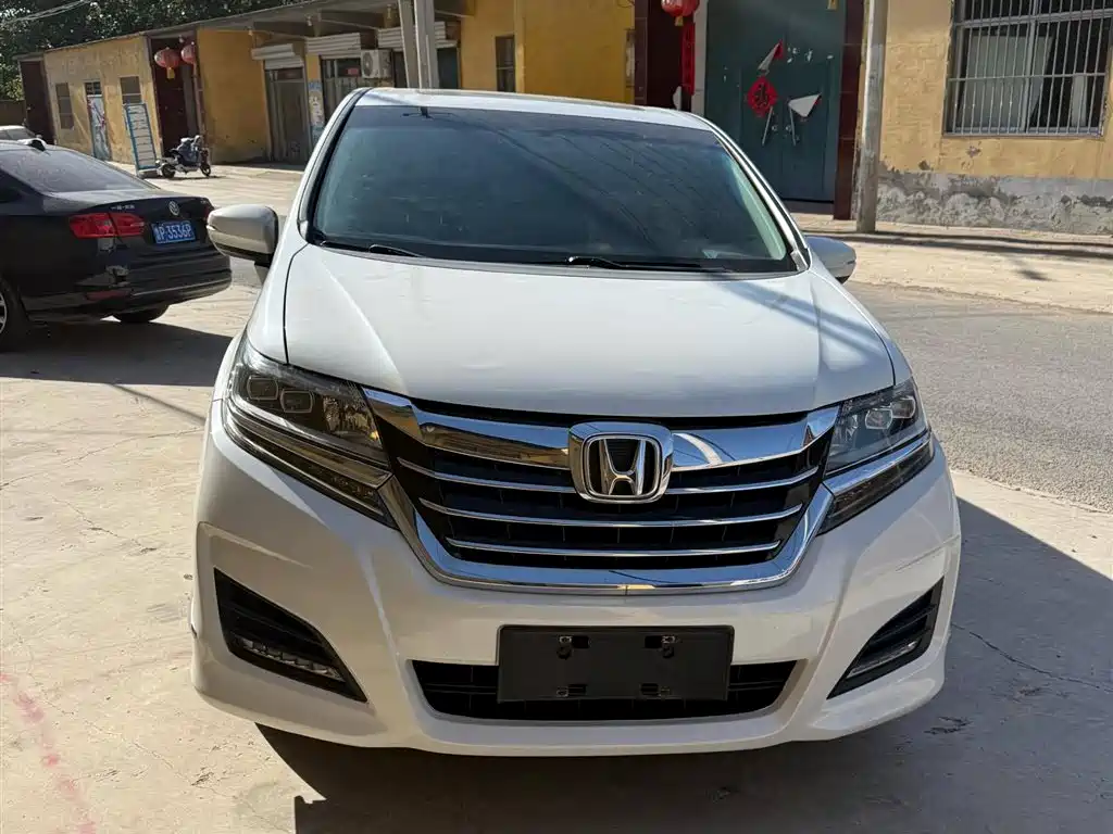 Honda Elysion 2016 2.4L