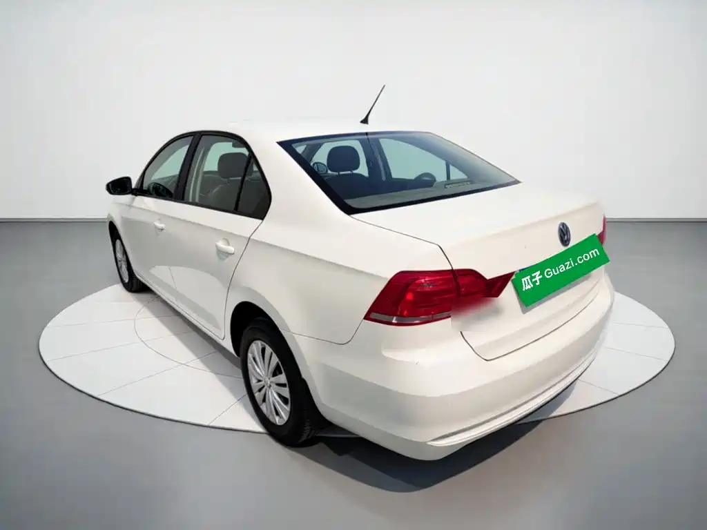 Volkswagen Santana — миниатюра 4