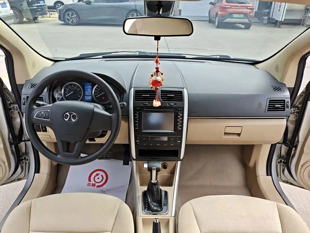 BAIC E-Series — миниатюра 11
