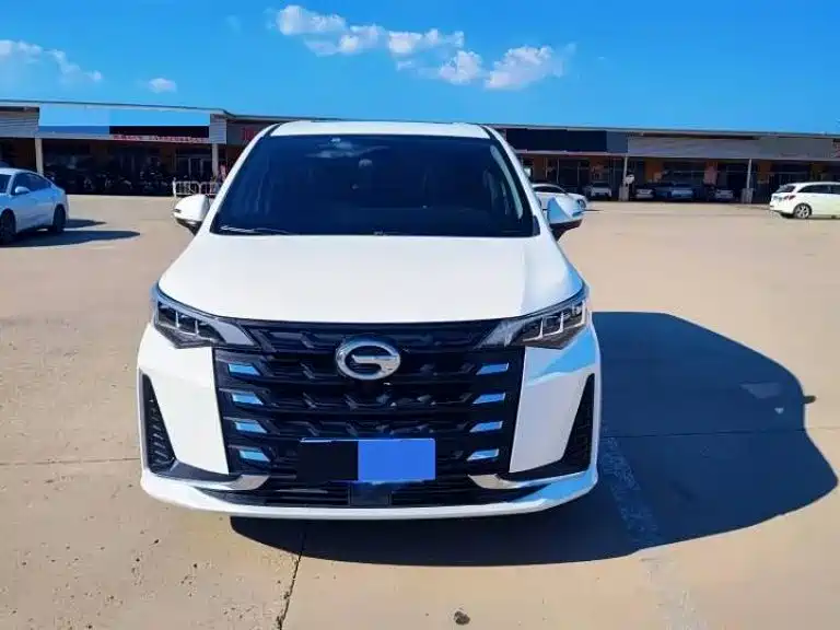 GAC Motor Trumpchi M6 — миниатюра 2