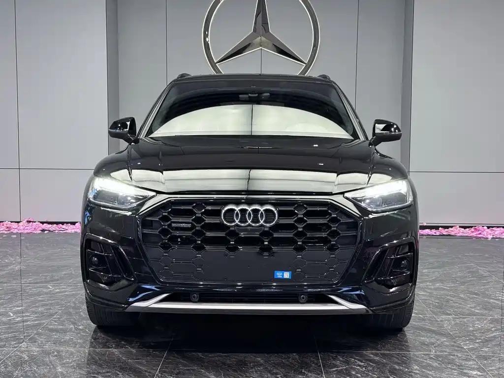 Audi Q5L 2024 45 TFSI Luxury