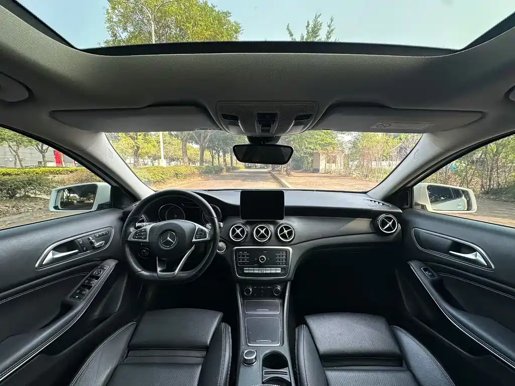 Mercedes-Benz GLA 2019 GLA 200