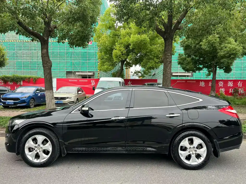 Honda Crosstour 2012 2.4L Luxury
