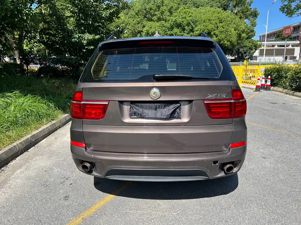 BMW X5 (Import) — миниатюра 6
