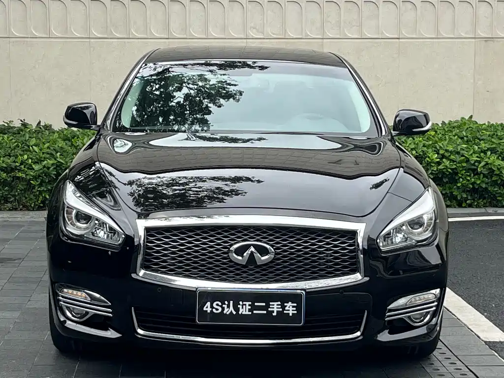 Infiniti Q70 2017 Q70L 2.5L Enjoy