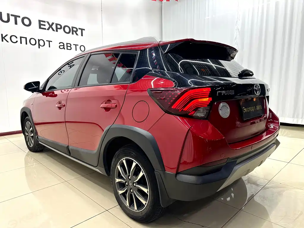 Toyota Yaris L — миниатюра 6