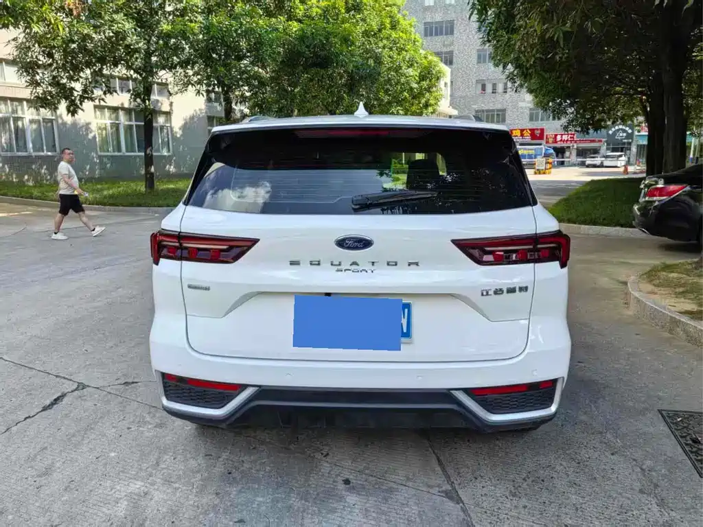 Ford Equator Sport — миниатюра 4