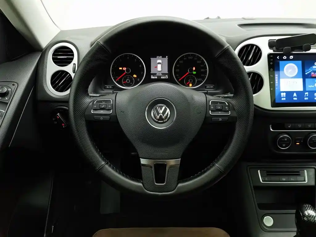 Volkswagen Tiguan — миниатюра 11