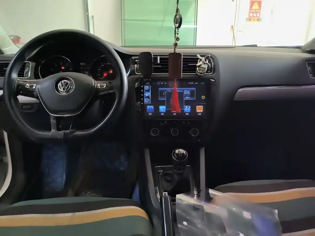 Volkswagen Sagitar — миниатюра 11