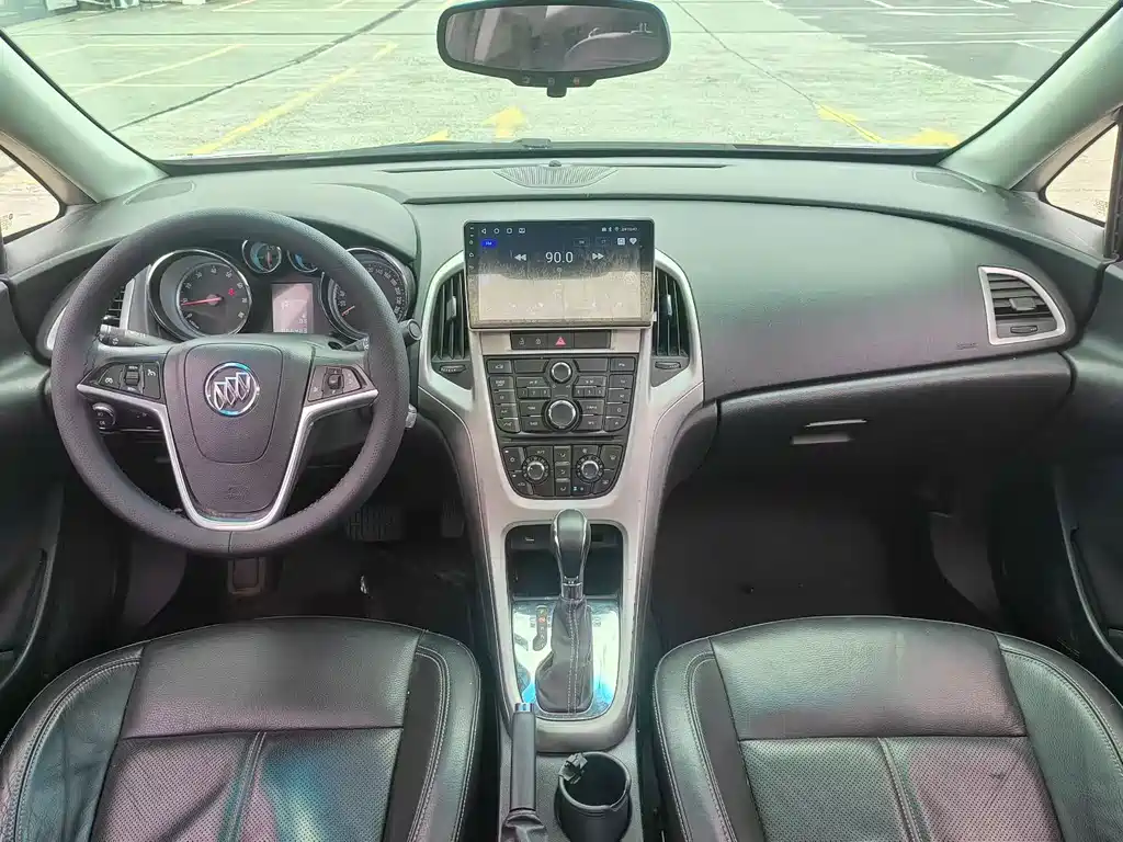 Buick Excelle — миниатюра 5