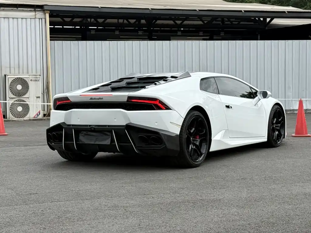 Lamborghini Huracán LP 610-4, фото 3