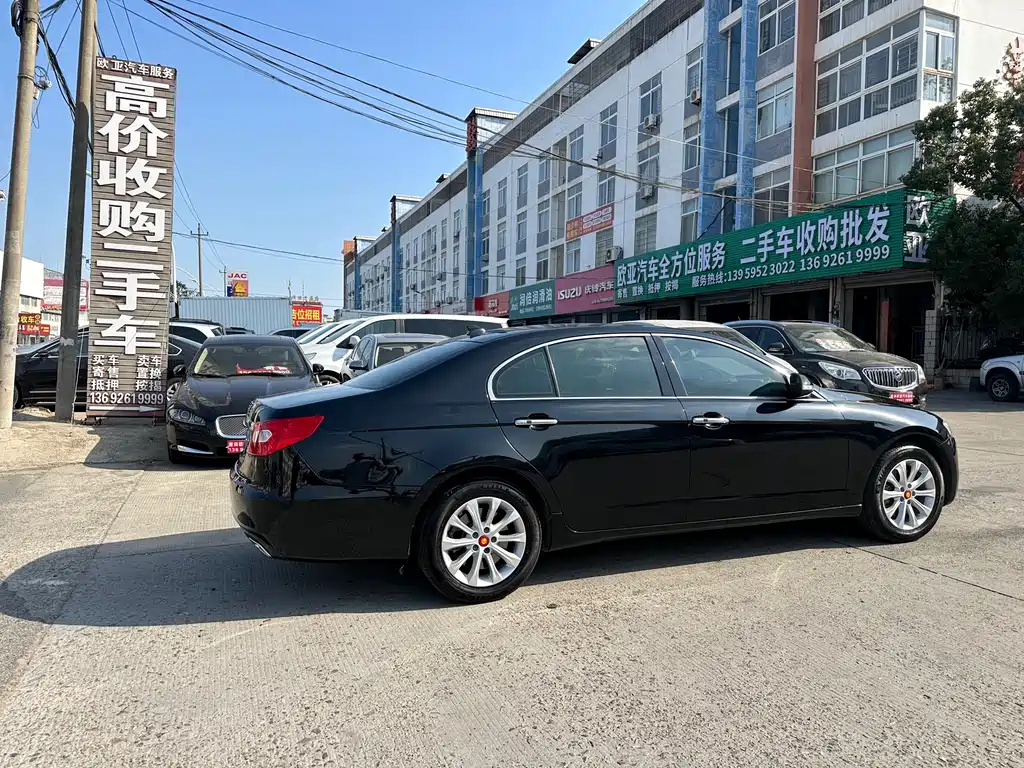 Hongqi Hongqi H7 — миниатюра 5