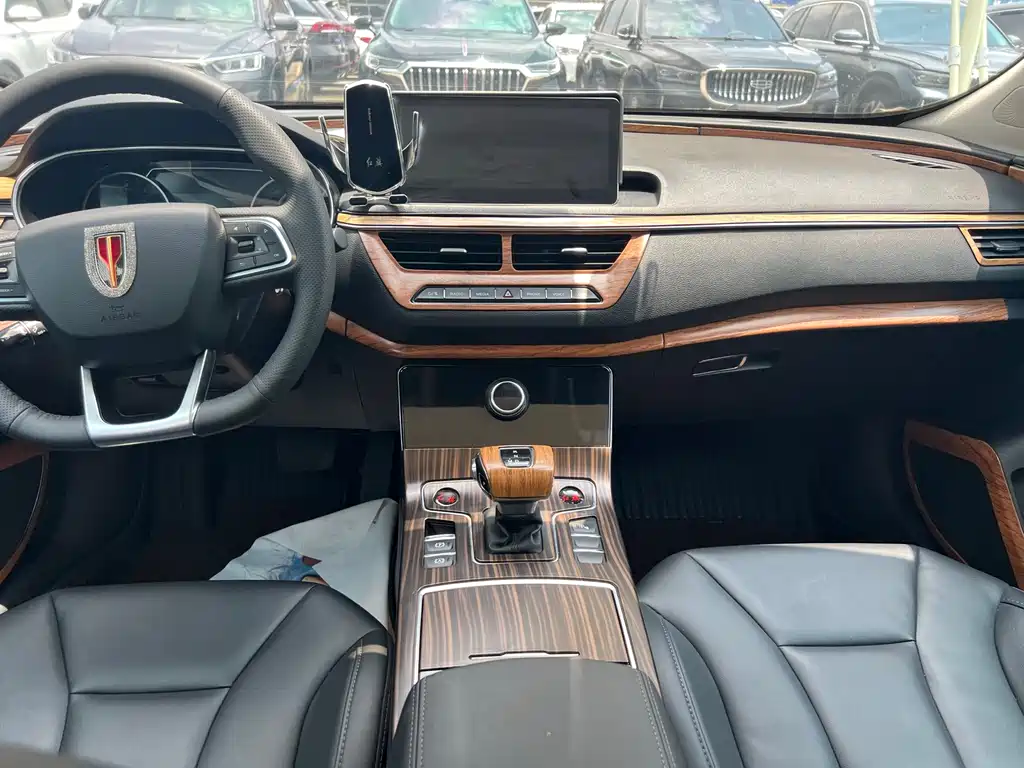 Hongqi H5 2020 1.8T AT