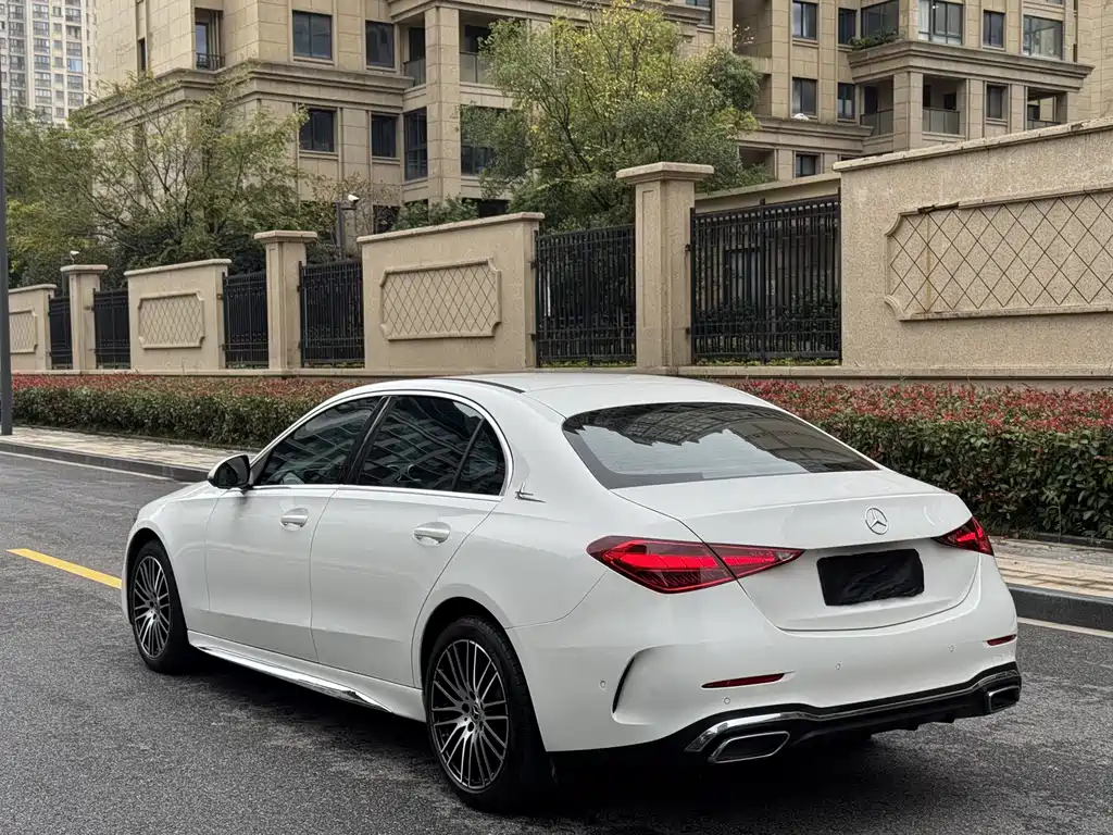 MERCEDES-BENZ C CLASS