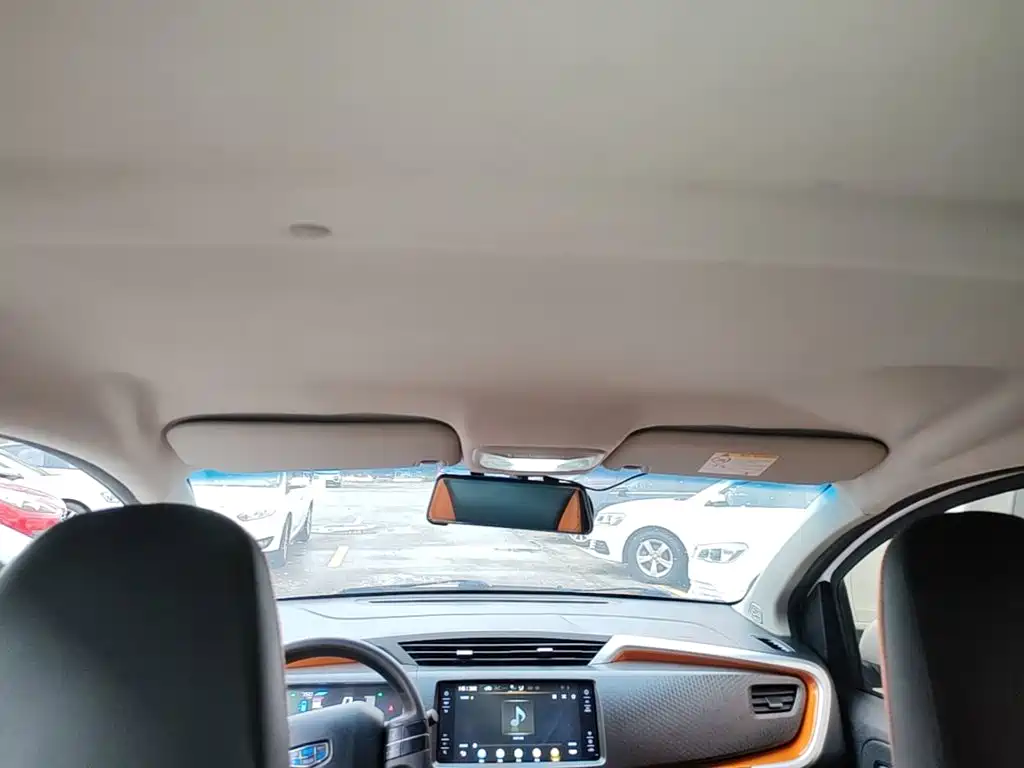Geely Vision X1 — миниатюра 18