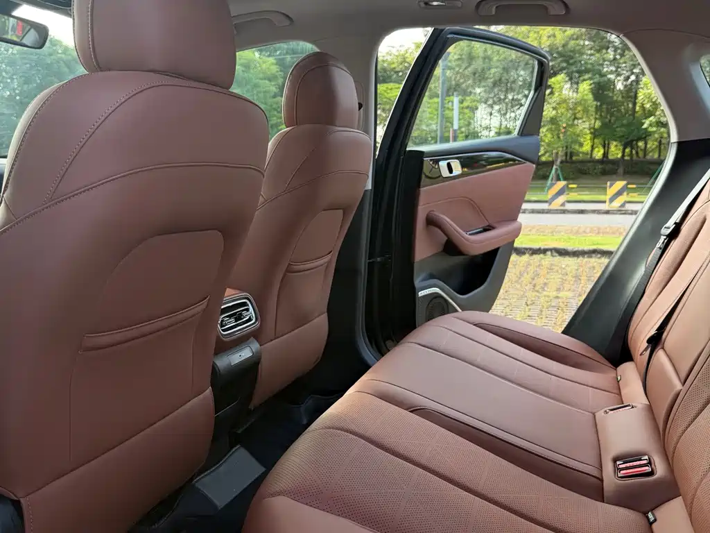 Geely Emgrand — миниатюра 21