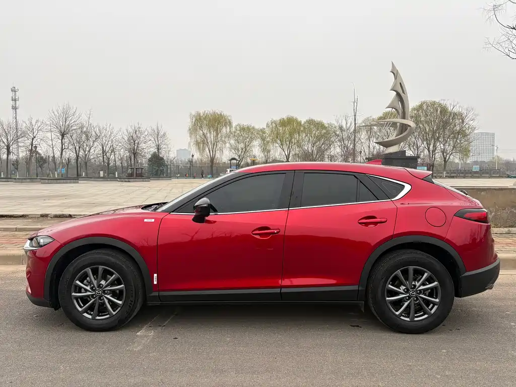 MAZDA CX 4