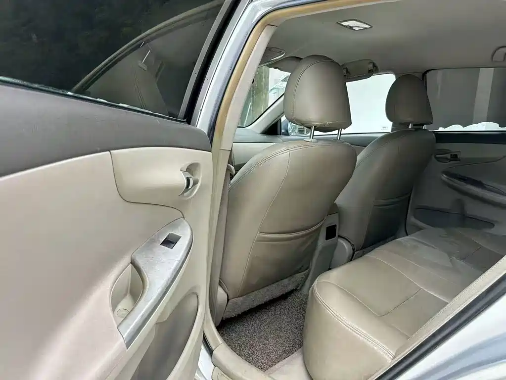 Toyota Corolla — миниатюра 5