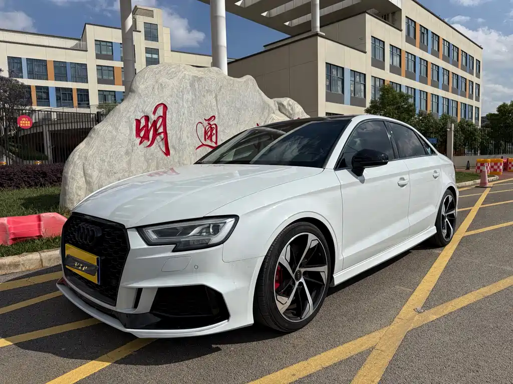 Купить Audi A3