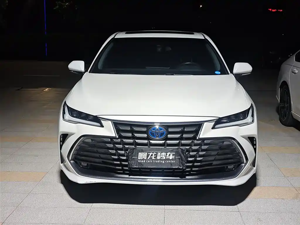 Toyota Avalon — миниатюра 2
