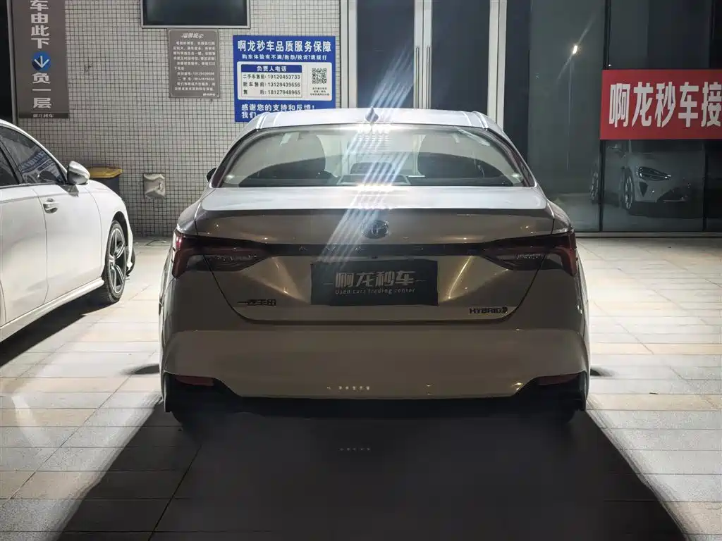 Toyota Avalon — миниатюра 8