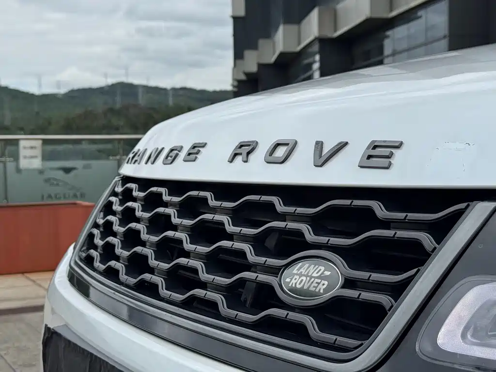 Land Rover Range Rover Sport 2020 3.0 L6 HSE DYNAMIC