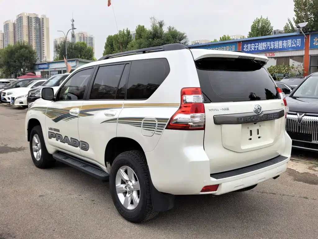 Toyota Prado — миниатюра 4