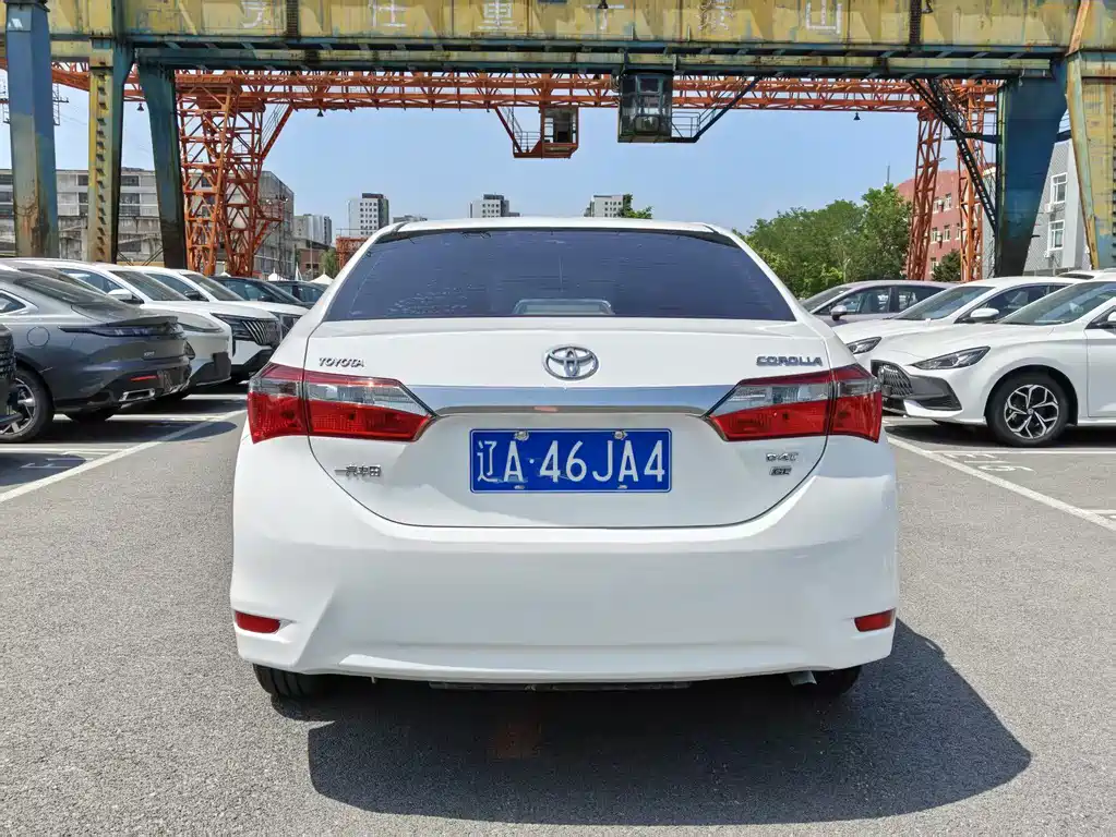 Toyota Corolla — миниатюра 8
