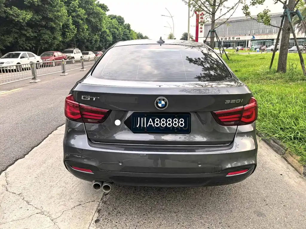 BMW 3 Series GT — миниатюра 6