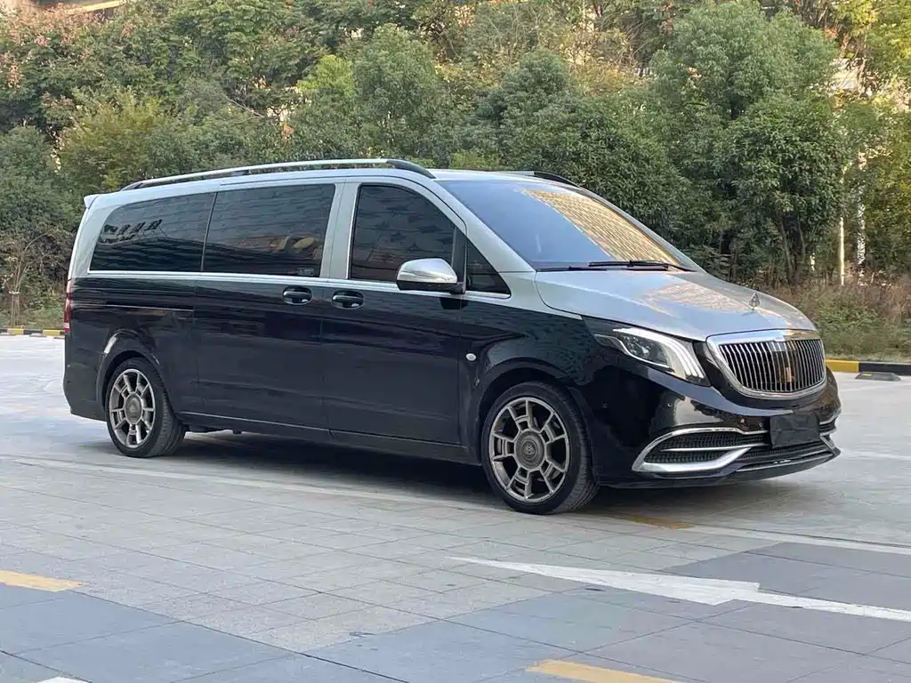 Mercedes-Benz Vito 2020 2.0T 7 мест