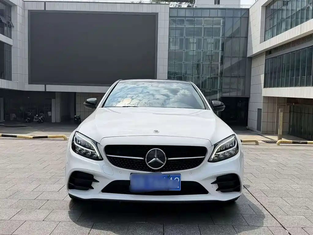 Mercedes-Benz C-Class — миниатюра 2