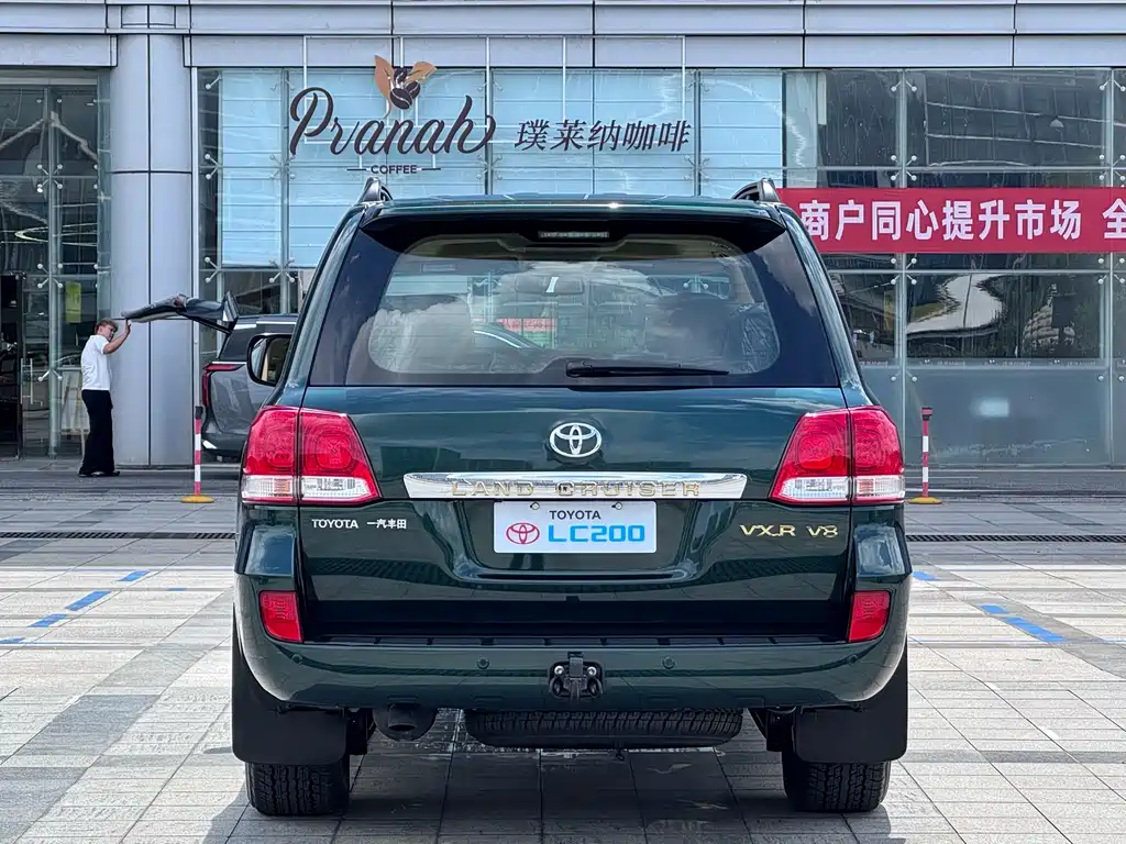 Toyota Land Cruiser — миниатюра 5