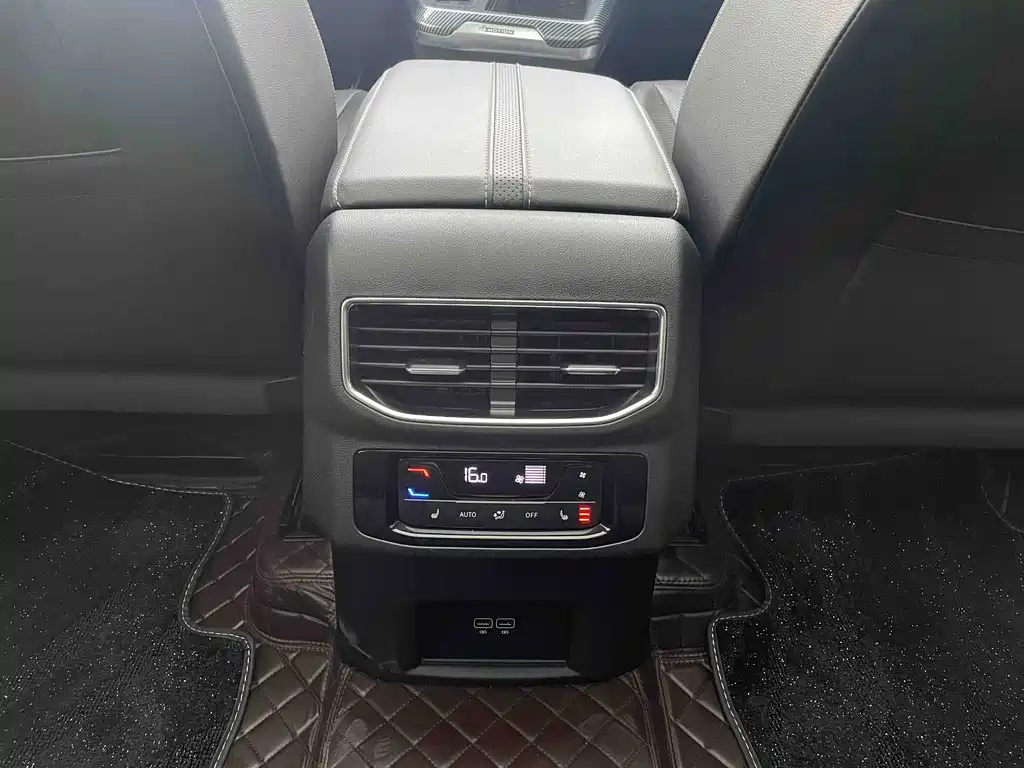 Volkswagen Talagon — миниатюра 8