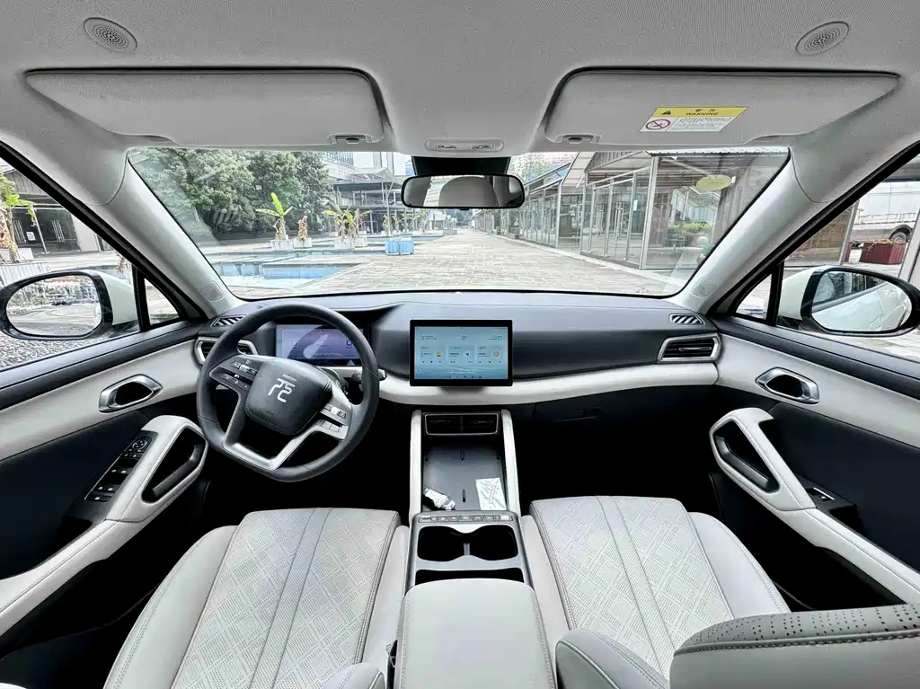 BYD Yuan UP — миниатюра 8