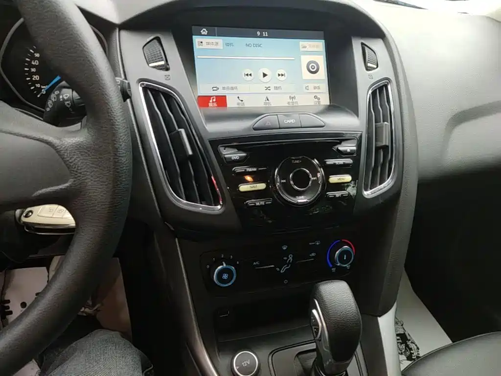 Ford Focus — миниатюра 13