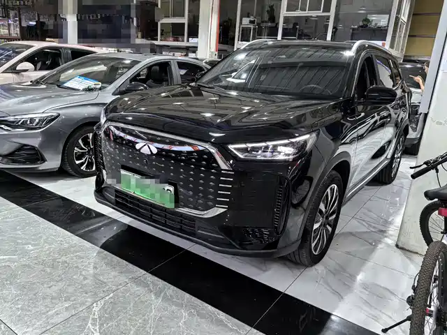 2025 Chery Tiggo 8