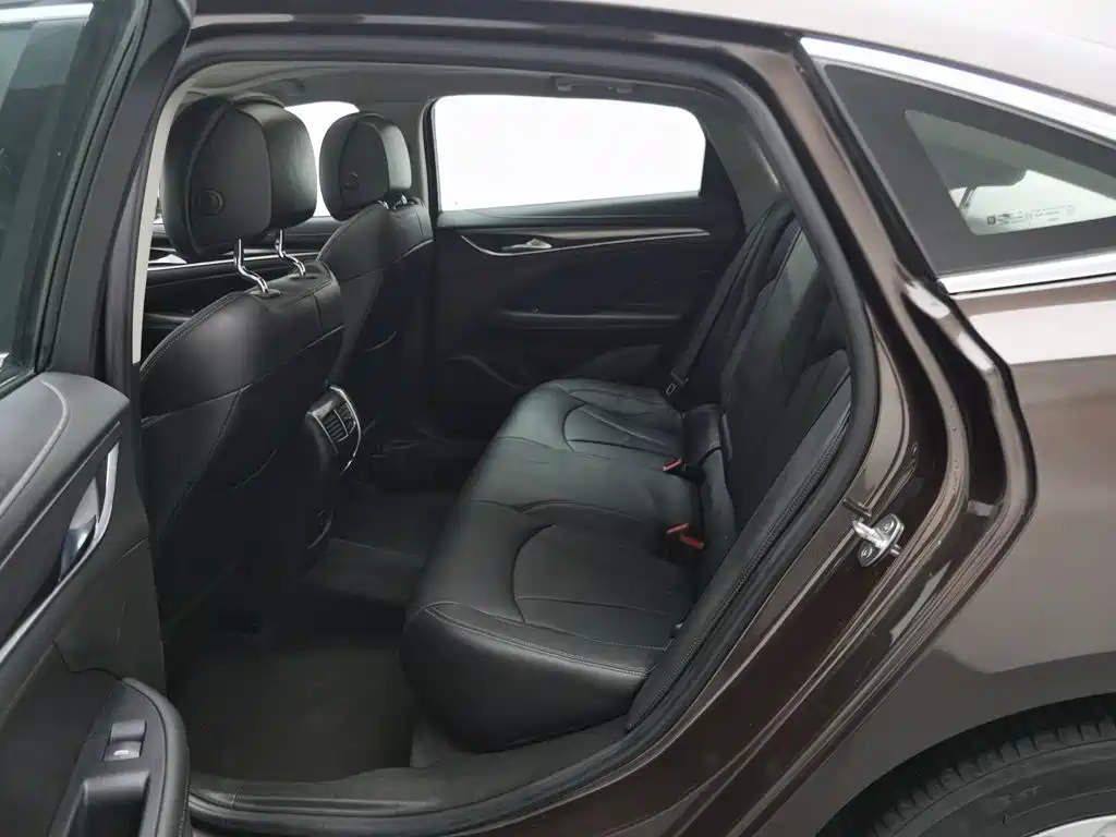 Buick LaCrosse — миниатюра 15