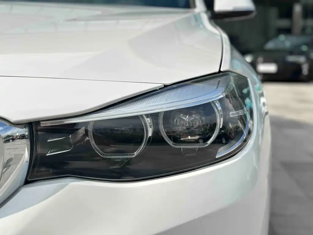 BMW 3 Series GT 3 GT 2019 320i M Sport