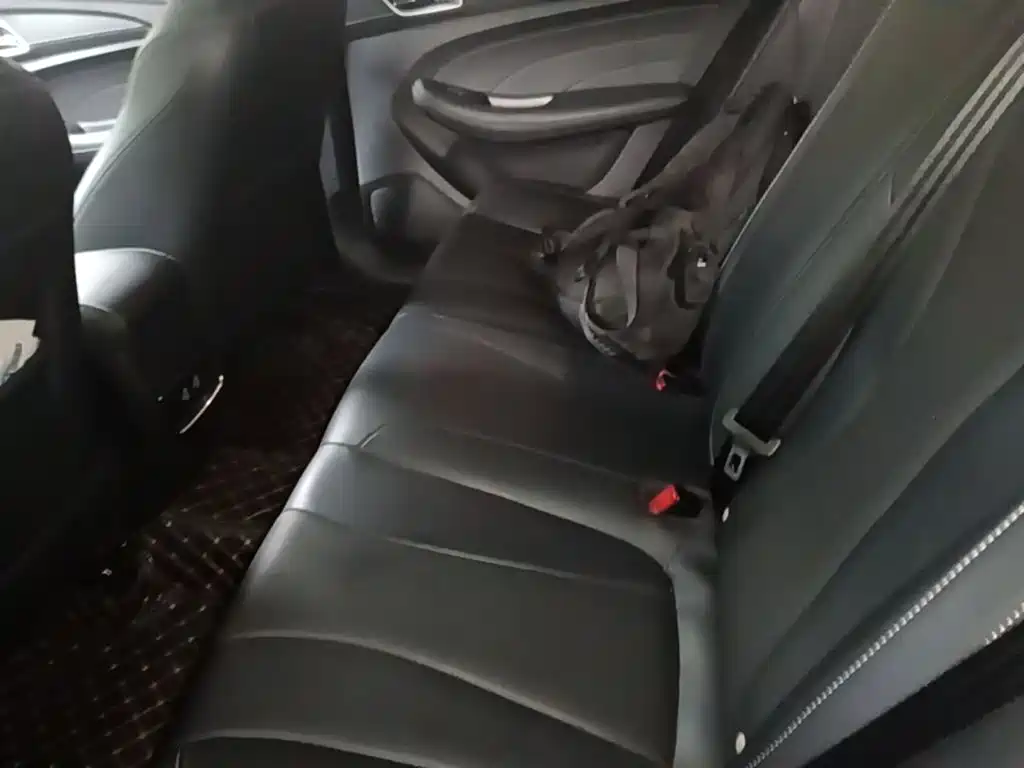 Roewe i5 — миниатюра 17